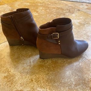 Dr. Scholl’s Brown Wedge Booties - size 9